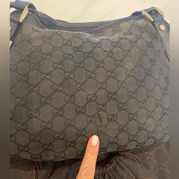 Gucci Black Designer Handbag - Picture 6 of 16